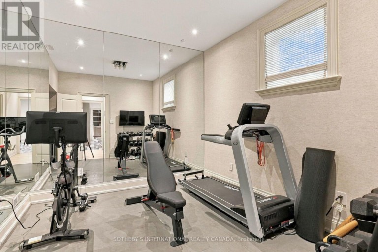 230 HILLHURST BOULEVARD, Toronto (Bedford Park-Nortown), Ontario, M5N1P4
