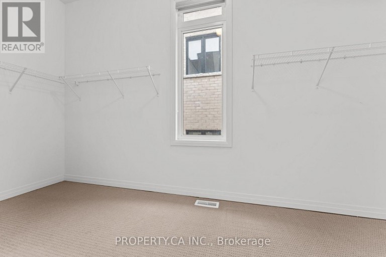2 YACHT DRIVE, Clarington (Bowmanville), Ontario, L1C4A9