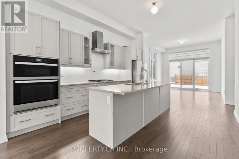 2 YACHT DRIVE, Clarington (Bowmanville), Ontario, L1C4A9