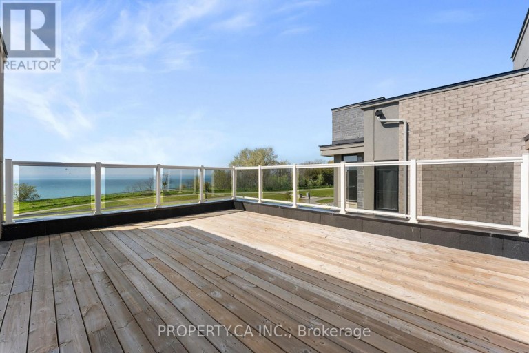 2 YACHT DRIVE, Clarington (Bowmanville), Ontario, L1C4A9