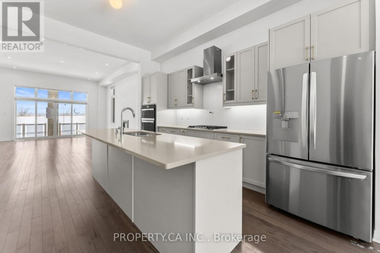 2 YACHT DRIVE, Clarington (Bowmanville), Ontario, L1C4A9