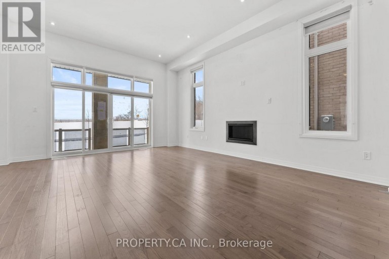 2 YACHT DRIVE, Clarington (Bowmanville), Ontario, L1C4A9