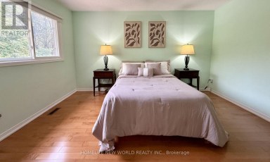 51 LORNA RAE BOULEVARD Toronto (Milliken) Ontario photo 14