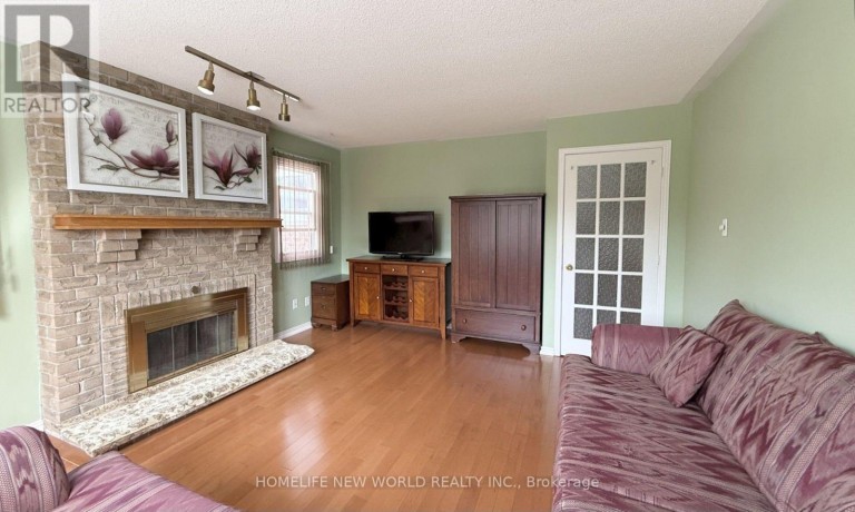 51 LORNA RAE BOULEVARD, Toronto (Milliken), Ontario, M1V3S5