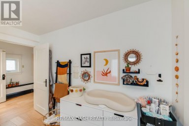 74 OAK PARK AVENUE Toronto (Woodbine-Lumsden) Ontario photo 15