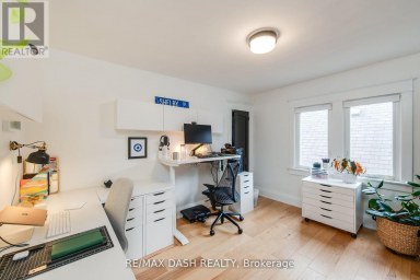 74 OAK PARK AVENUE Toronto (Woodbine-Lumsden) Ontario photo 17