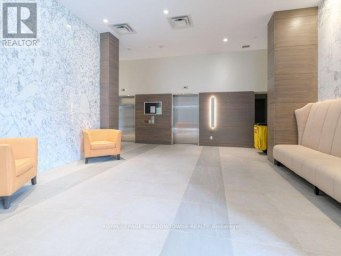 1002 - 2055 DANFORTH AVENUE Toronto (Woodbine Corridor) Ontario photo 2