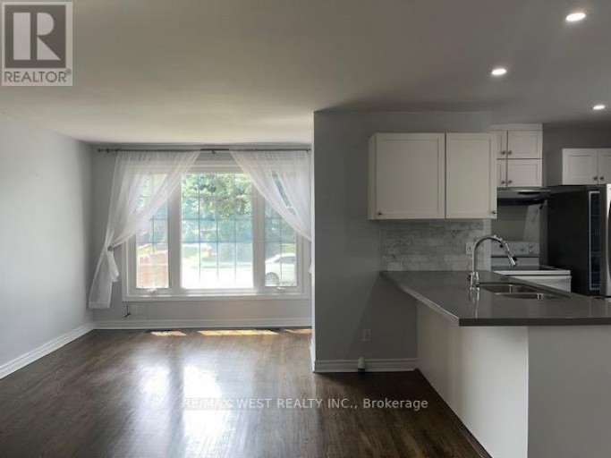 241 ASHLAR ROAD, Richmond Hill (Crosby), Ontario, L4C2W7