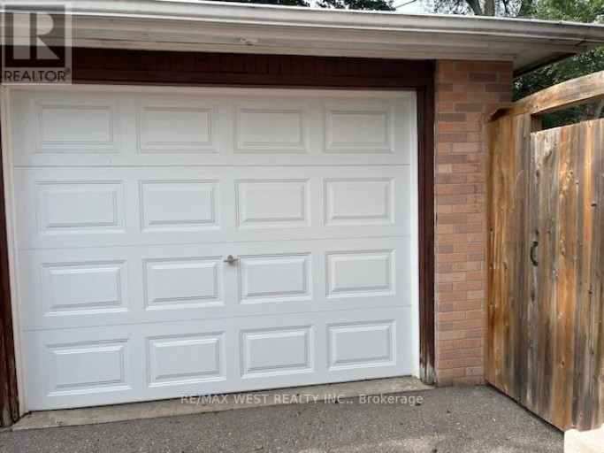 241 ASHLAR ROAD, Richmond Hill (Crosby), Ontario, L4C2W7