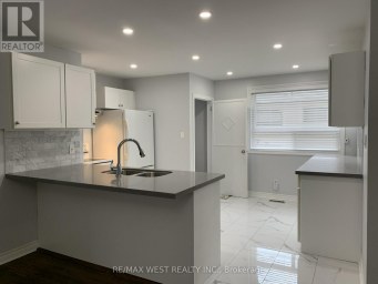 241 ASHLAR ROAD Richmond Hill (Crosby) Ontario photo 6