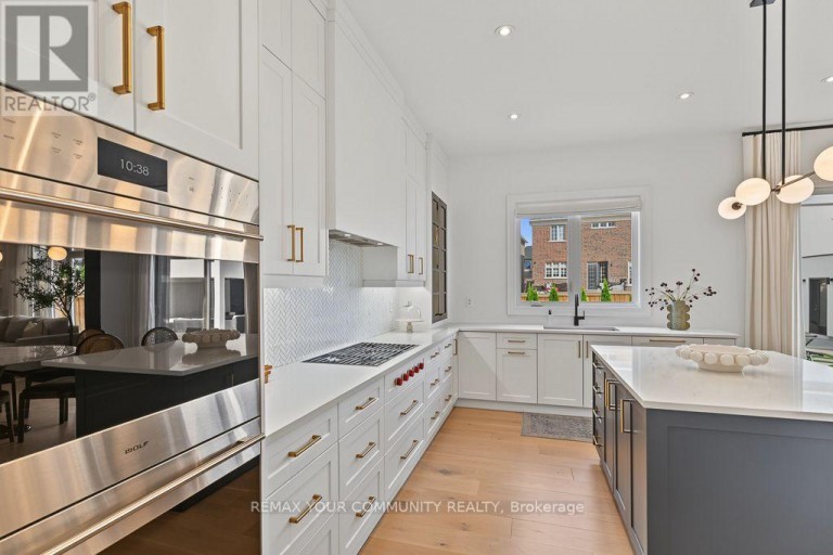 86 SCULPTURE GARDEN LANE, Vaughan (Kleinburg), Ontario, L4H4P1