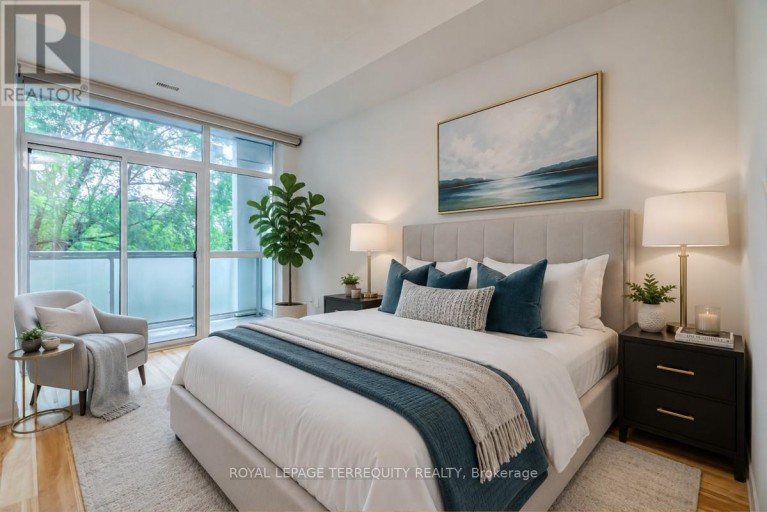 230 - 8763 BAYVIEW AVENUE, Richmond Hill (Doncrest), Ontario, L4B3V1