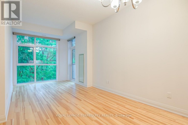 230 - 8763 BAYVIEW AVENUE, Richmond Hill (Doncrest), Ontario, L4B3V1
