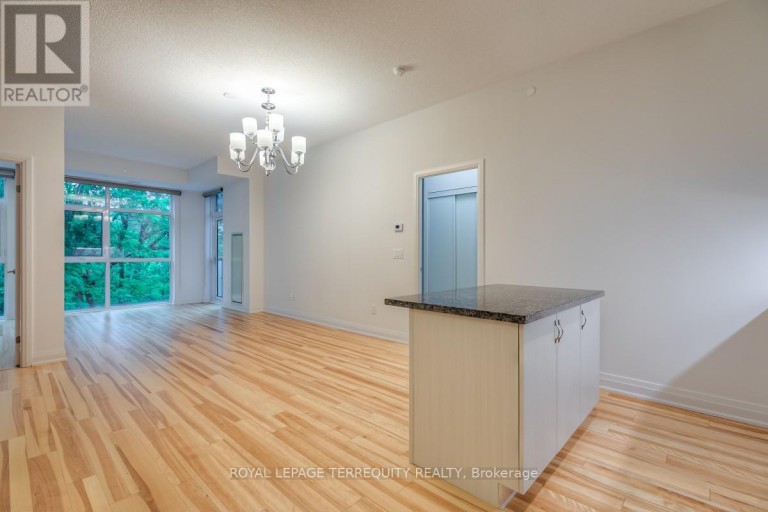 230 - 8763 BAYVIEW AVENUE, Richmond Hill (Doncrest), Ontario, L4B3V1