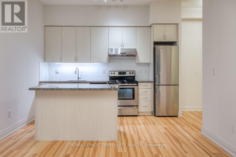 230 - 8763 BAYVIEW AVENUE, Richmond Hill (Doncrest), Ontario, L4B3V1