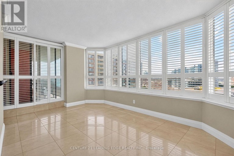 1011 - 33 WELDRICK ROAD E, Richmond Hill (Observatory), Ontario, L4C8W4