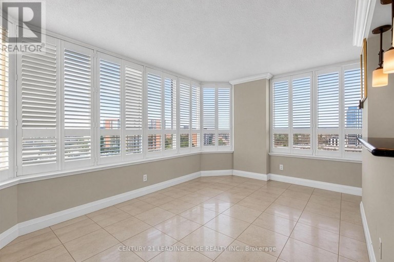 1011 - 33 WELDRICK ROAD E, Richmond Hill (Observatory), Ontario, L4C8W4
