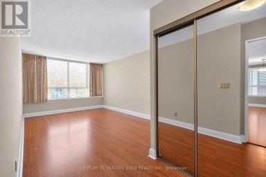 1011 - 33 WELDRICK ROAD E Richmond Hill (Observatory) Ontario photo 21