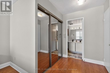 1011 - 33 WELDRICK ROAD E Richmond Hill (Observatory) Ontario photo 23