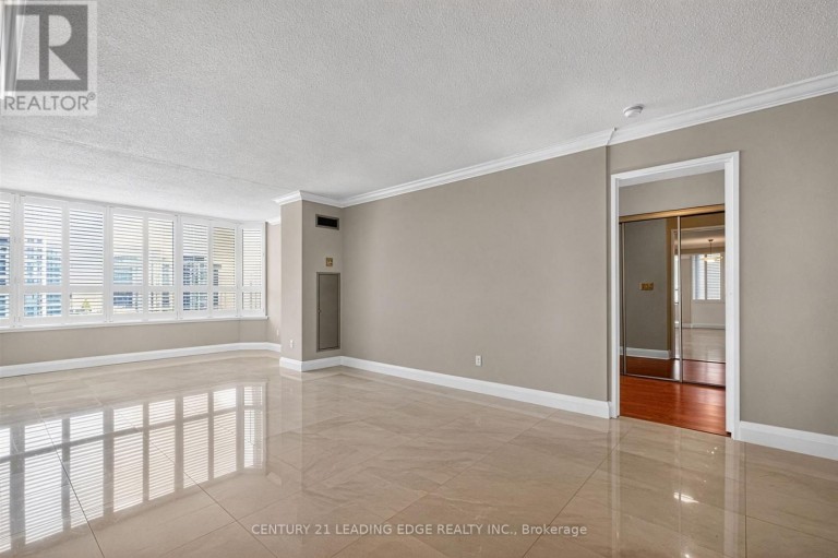 1011 - 33 WELDRICK ROAD E, Richmond Hill (Observatory), Ontario, L4C8W4