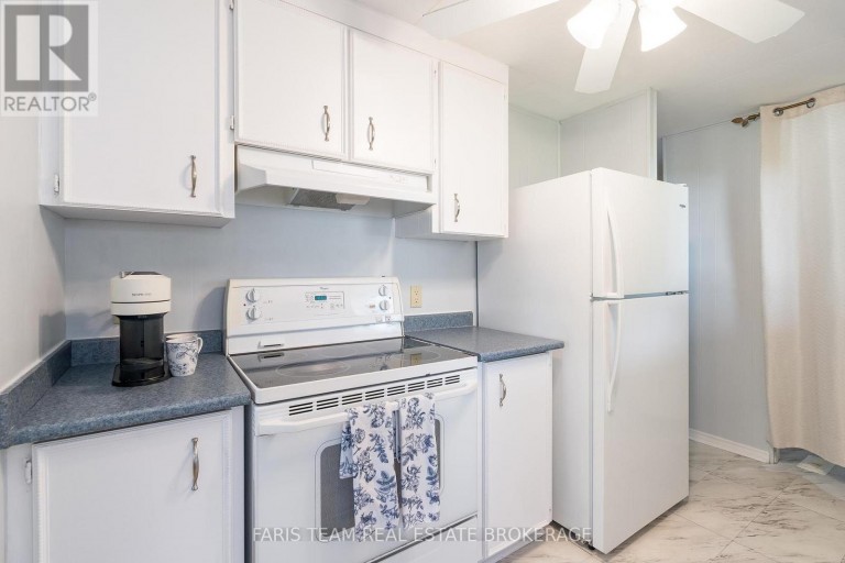 21 HAWTHORNE DRIVE, Innisfil, Ontario, L9S1P7