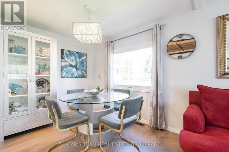 21 HAWTHORNE DRIVE, Innisfil, Ontario, L9S1P7
