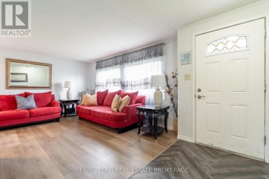 21 HAWTHORNE DRIVE Innisfil Ontario photo 18