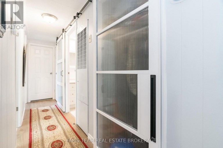 21 HAWTHORNE DRIVE, Innisfil, Ontario, L9S1P7