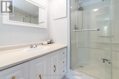 21 HAWTHORNE DRIVE Innisfil Ontario photo 23