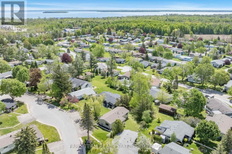 21 HAWTHORNE DRIVE, Innisfil, Ontario, L9S1P7