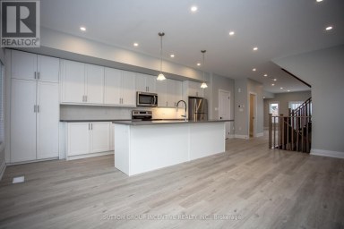 1497 PURCHASE PLACE Innisfil (Lefroy) Ontario photo 10