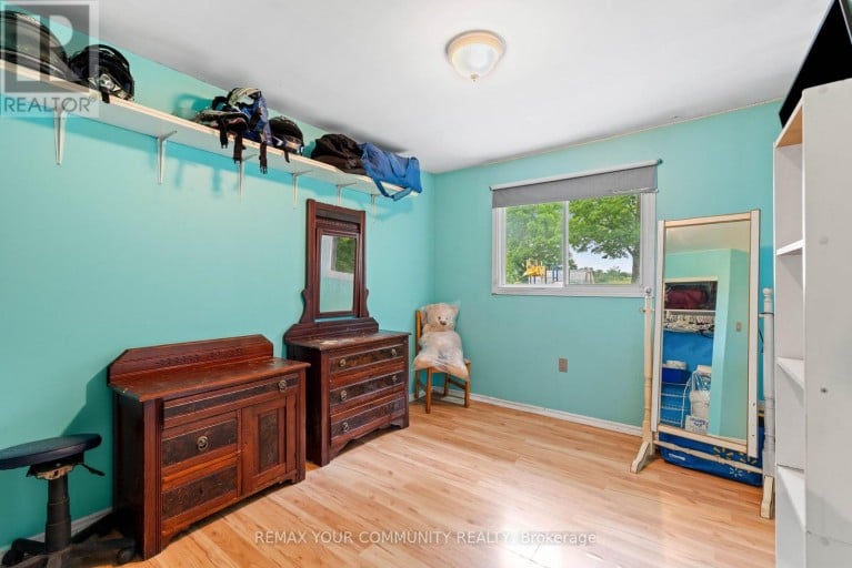 69 VIRGINIA BOULEVARD, Georgina (Virginia), Ontario, L0E1R0