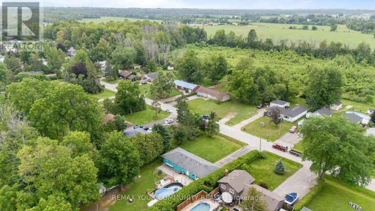 69 VIRGINIA BOULEVARD, Georgina (Virginia), Ontario, L0E1R0