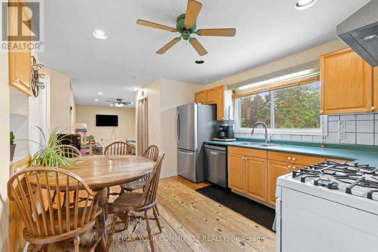 69 VIRGINIA BOULEVARD, Georgina (Virginia), Ontario, L0E1R0
