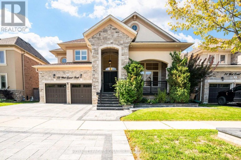 32 WEST COAST TRAIL, King (Nobleton), Ontario, L7B0A4