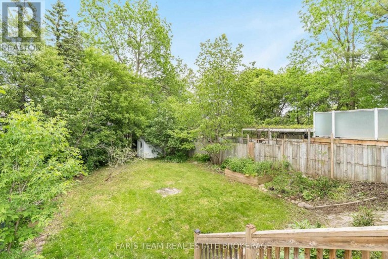 18 HOLGATE STREET, Barrie (Allandale), Ontario, L4N2T5