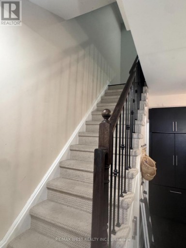 52 - 3 ELSIE LANE, Toronto (Dovercourt-Wallace Emerson-Junction), Ontario, M6P0B8