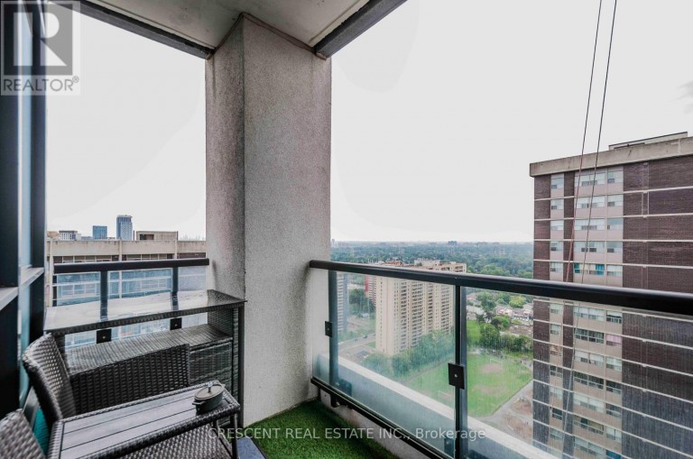3016 - 9 MABELLE AVENUE, Toronto (Islington-City Centre West), Ontario, M9A0E1