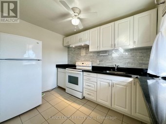 5 - 2696 LAKE SHORE BOULEVARD W Toronto (Mimico) Ontario photo 1