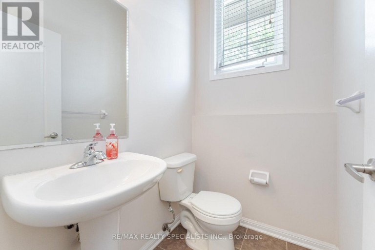 210 WOODLEY CRESCENT, Milton (WI Willmott), Ontario, L9T8B8