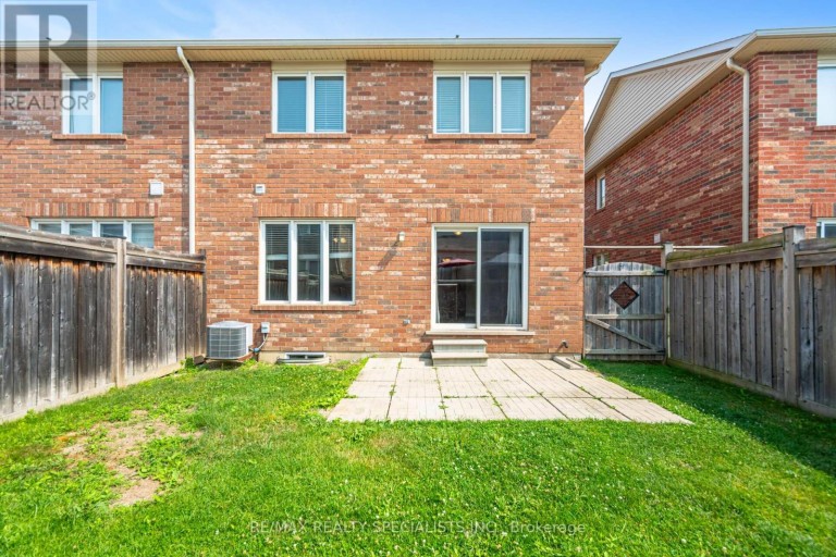 210 WOODLEY CRESCENT, Milton (WI Willmott), Ontario, L9T8B8