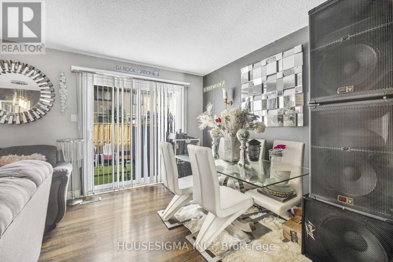 61 - 105 HANSEN ROAD N, Brampton (Madoc), Ontario, L6V3C9