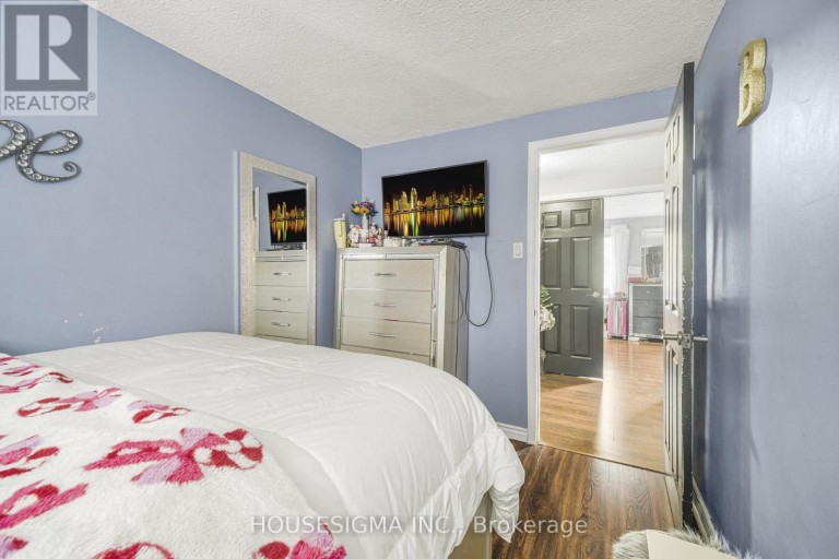 61 - 105 HANSEN ROAD N, Brampton (Madoc), Ontario, L6V3C9