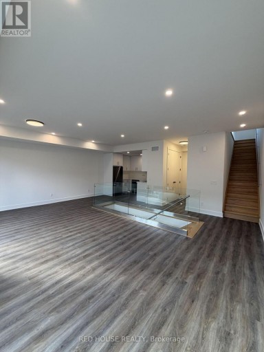 212 ELLIS AVENUE, St. Catharines (Oakdale), Ontario, L2P0H2