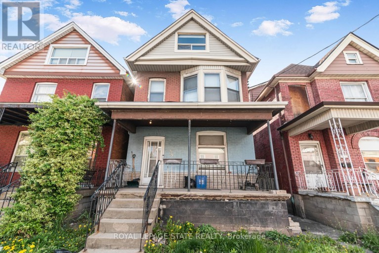 39 ARTHUR AVENUE N, Hamilton (Gibson), Ontario, L8L6C7