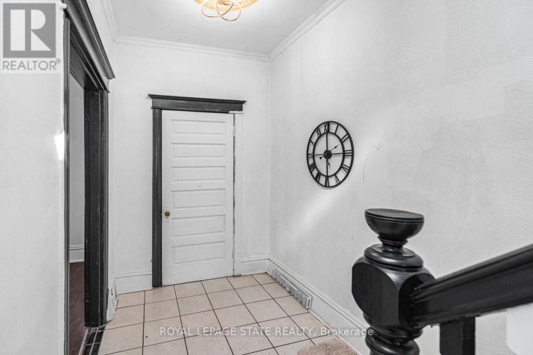 39 ARTHUR AVENUE N, Hamilton (Gibson), Ontario, L8L6C7
