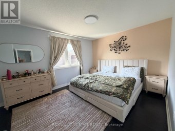 23 OAKRUN STREET Hamilton (Winona Park) Ontario photo 4