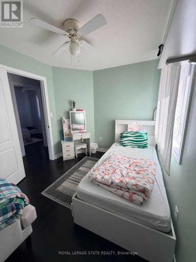 23 OAKRUN STREET, Hamilton (Winona Park), Ontario, L8E6E7