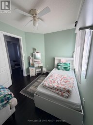 23 OAKRUN STREET Hamilton (Winona Park) Ontario photo 8