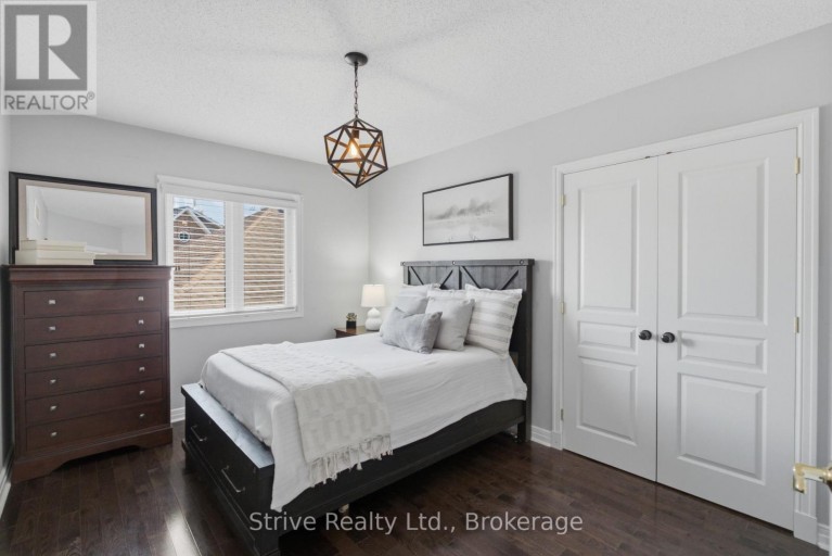 8 ROWLAND COURT, Clarington (Courtice), Ontario, L1E1Z8